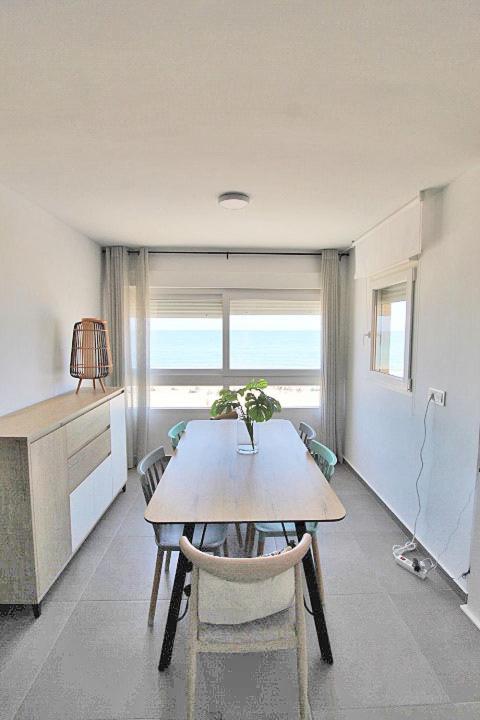 Apartamento Primera Linea Playa Centro De Guardamar Apartment Guardamar del Segura Luaran gambar
